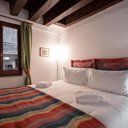 Rialto Bridge - Apartment Calle Raspi Venice Exterior photo